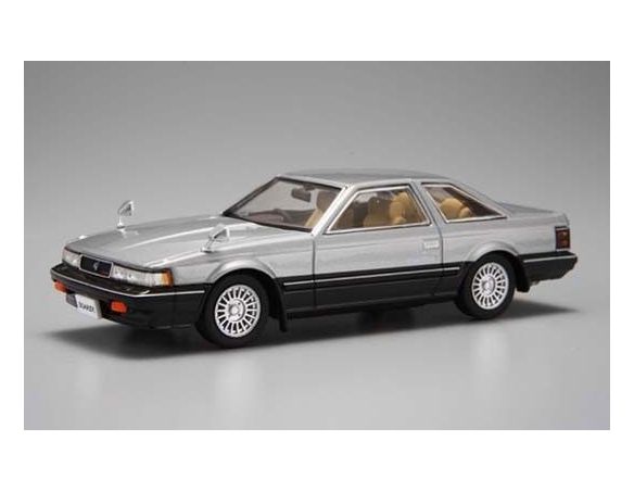 Aoshima 75142 TOYOTA SOARER 2000VR TURBO '82 1/43 Modellino