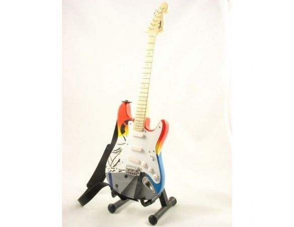 Music Legend 20734 FENDER STRATO CRASH ERIC CLAPTON Modellino