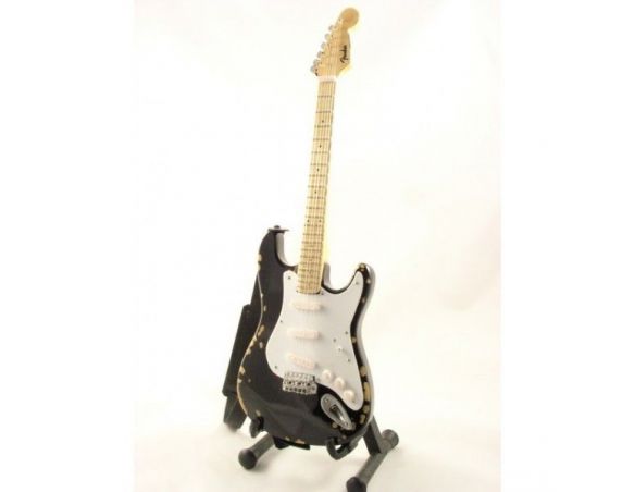 Music Legend 20772 FENDER STRATOCASTER BLACKIE Strumenti