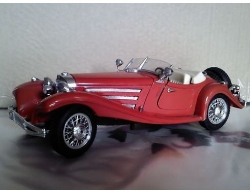 Bburago 3020BOX MB 500K ROADSTER 1936 1/18 Modellino