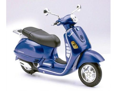 New Ray 42137 VESPA PIAGGIO GRANTURISMO 1/12 Modellino