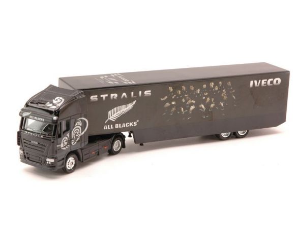 New Ray NY46753SS IVECO STRALIS ALL BLACK 1:87 Modellino
