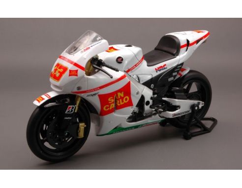 New Ray NY57333 HONDA M.MELANDRI 2010 1:12 Modellino