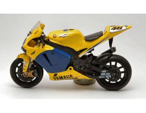 New Ray NY67117 YAMAHA V.ROSSI 2006 1:18 Modellino