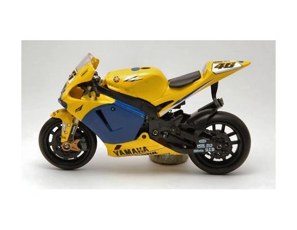 New Ray NY67117 YAMAHA V.ROSSI 2006 1:18 Modellino