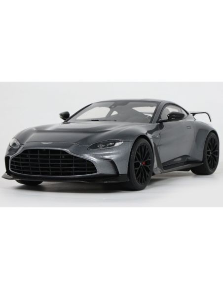 GT SPIRIT GT443 ASTON MARTIN V12 VANTAGE 2023 MAGNETIC SILVER 1:18 Modellino
